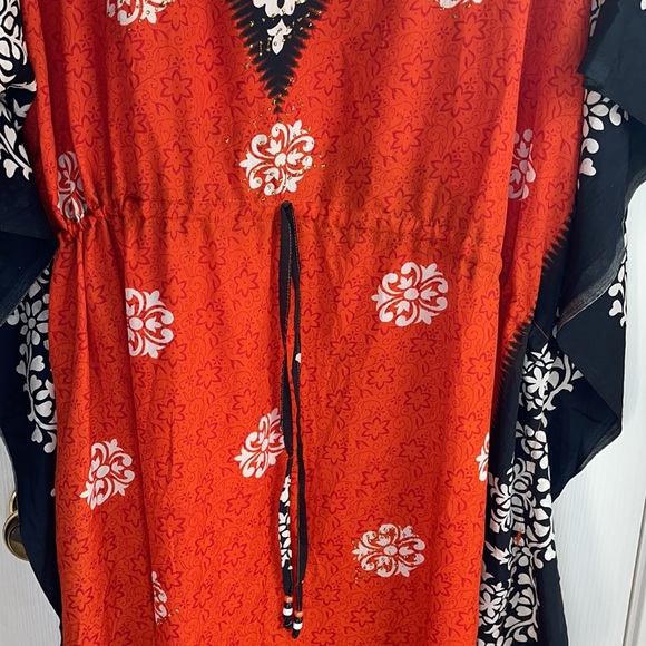 NWT BELL PEPPER EMBELLISHED ORANGE & BLACK CAFTAN - Picture 4 of 9